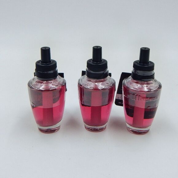 Bath Body Works Frosted Cranberry White Barn Wallflowers Refill Lot of 3 - Picture 2 of 3